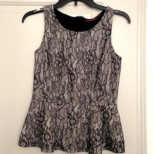 Elle lace top